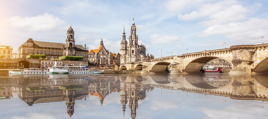 Das Bild zeigt das Beitragsbild zum Thema: Willkommen in Dresden - dem Venedig des Ostens!